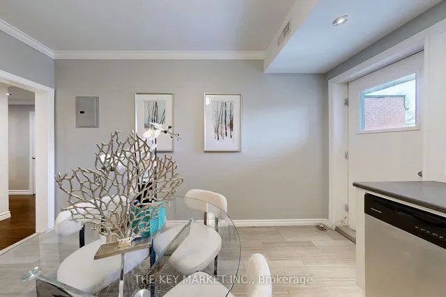 Additional image 8 of 1078 Dovercourt Rd