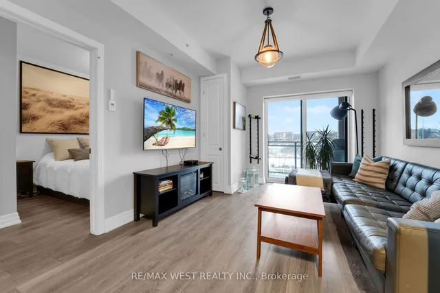 Additional image 10 of 4040 UPPER MIDDLE Rd Unit 214