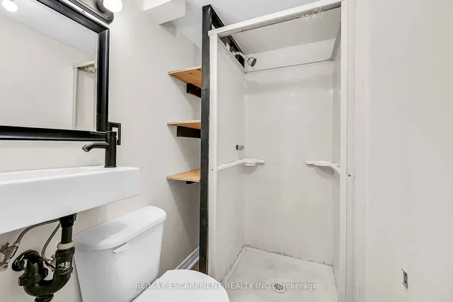 Additional image 25 of 97 East 12th St