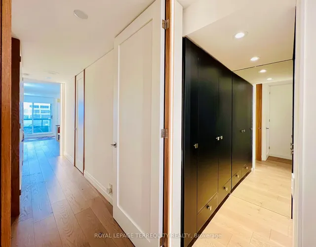 Additional image 11 of 1 Concorde Pl Unit 703