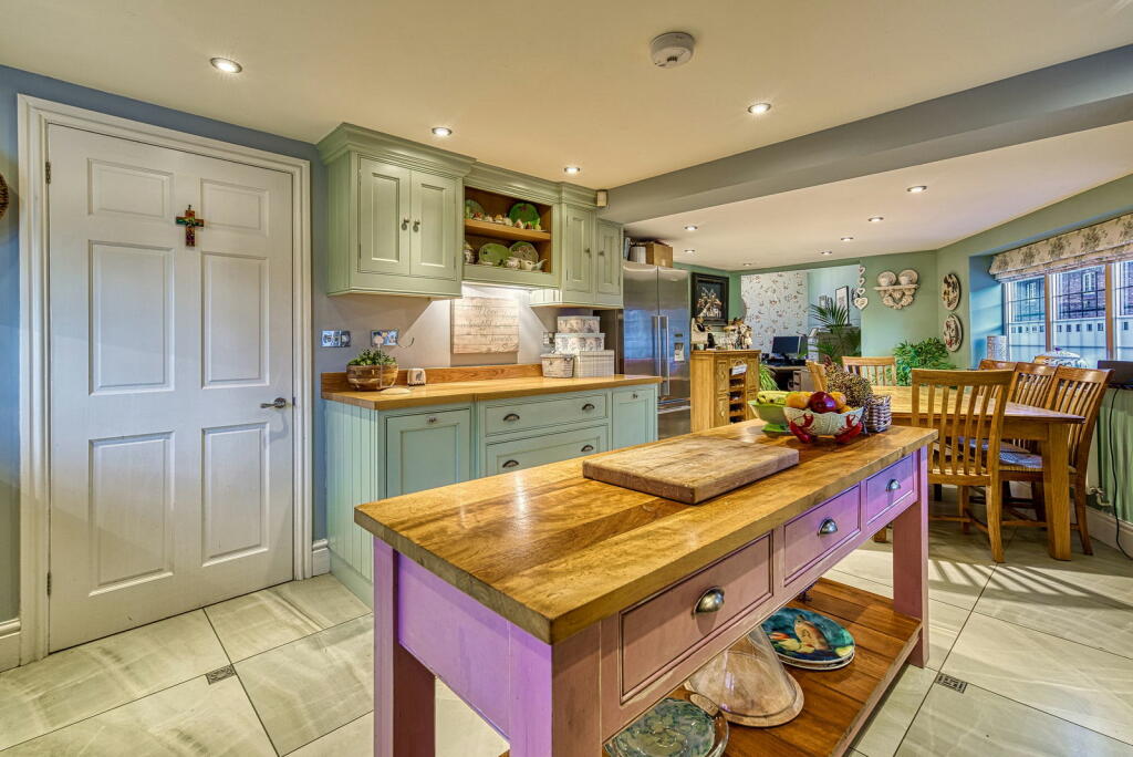 Additional image 8 of Old Wrexham Road, Chester, Cheshire, CH4 7HS