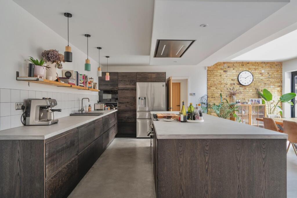 Additional image 7 of Robinswood Crescent, Penarth