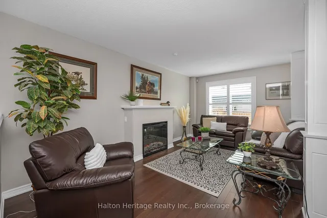 Additional image 5 of 32 Waterwheel Cres