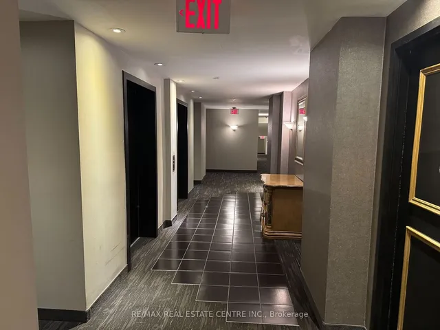 Additional image 5 of 135 James St Unit 302