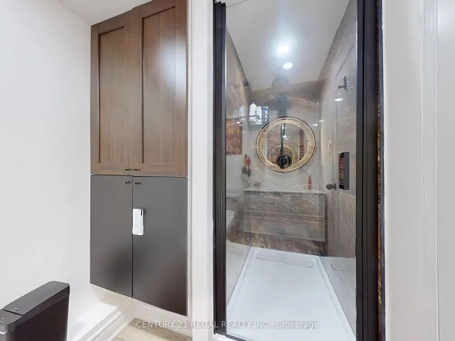 Additional image 25 of 364 The East Mall Unit 105