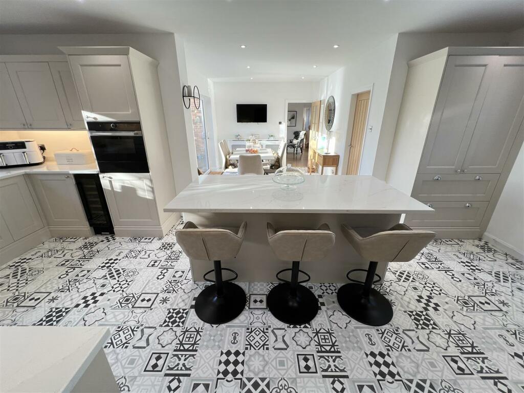 Additional image 10 of Gayton Road, Heswall, Wirral