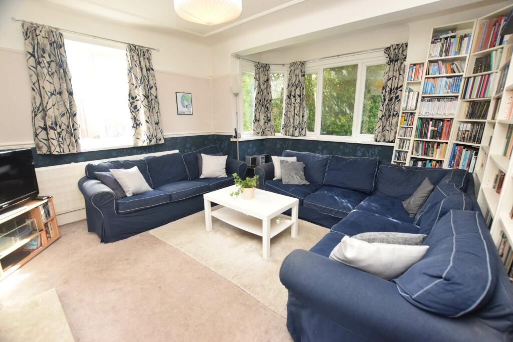 Additional image 2 of Bromborough Road, Bebington