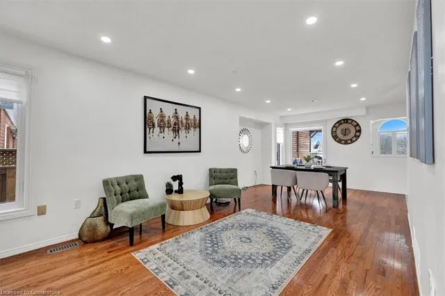 Additional image 5 of 13 Treeview Crt