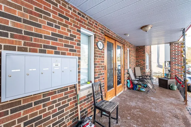 Additional image 3 of 19 Roseland Dr