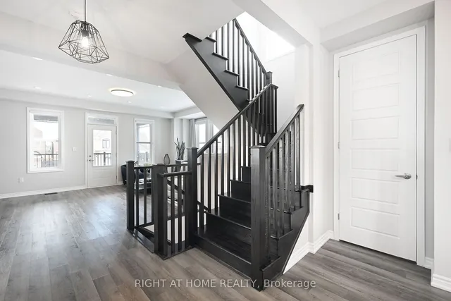 Additional image 23 of 980 Logan Dr Unit 27