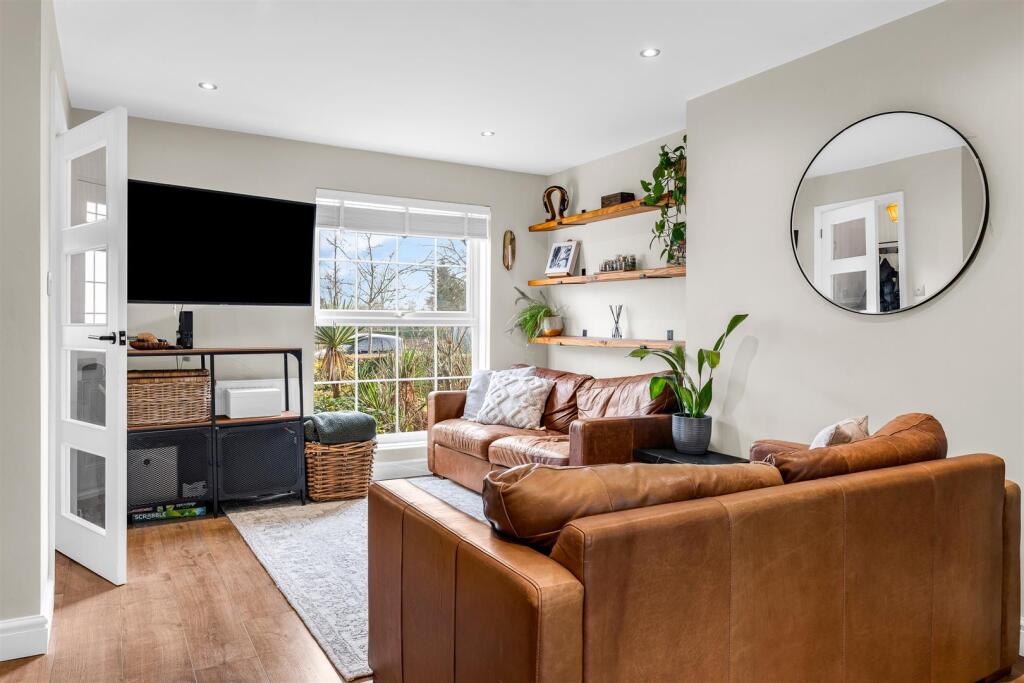 Additional image 4 of Chequers, Welwyn Garden City