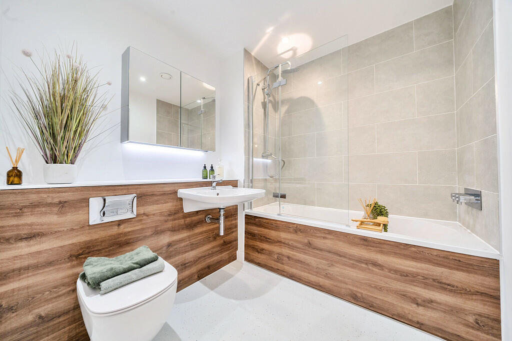 Additional image 8 of Glade House, Whitchurch Road, Great Boughton