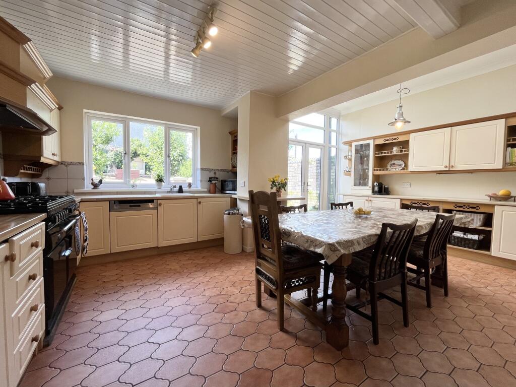 Additional image 44 of Park Lane, Aberdare, Mid Glamorgan