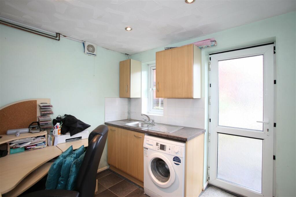 Additional image 9 of Coed Mawr, Ystrad Mynach, Hengoed, CF82 7DH