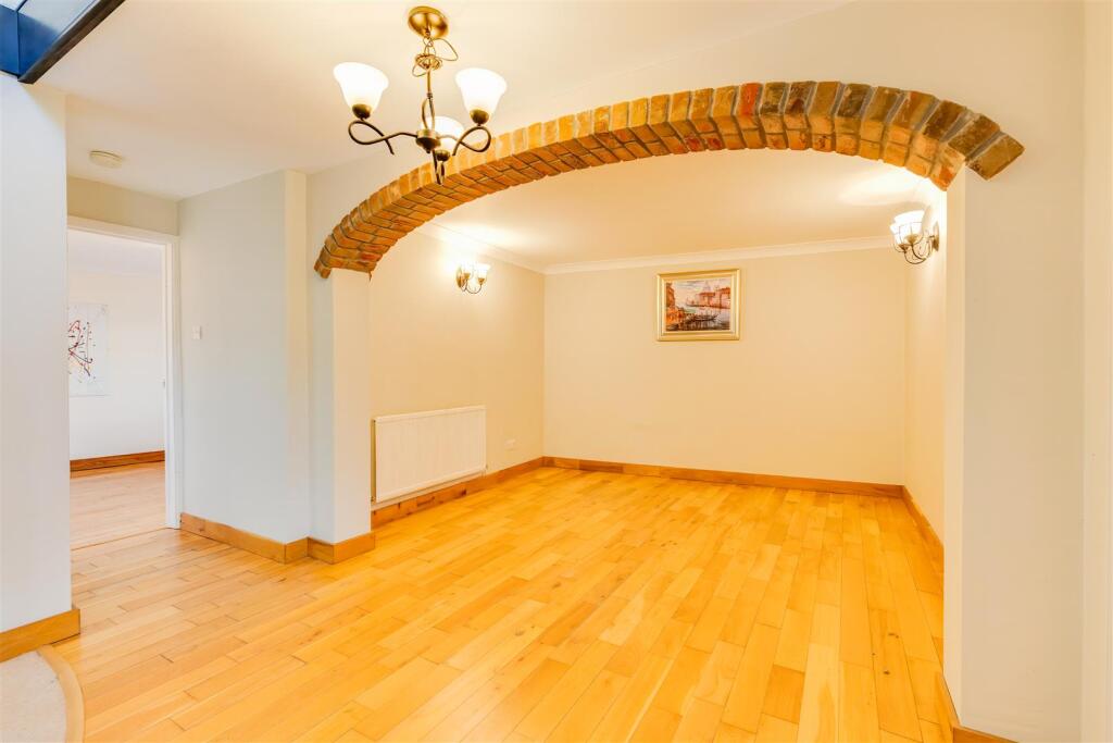 Additional image 4 of Aberthin Road, Aberthin, Nr Cowbridge, Vale of Glamorgan, CF71 7LE