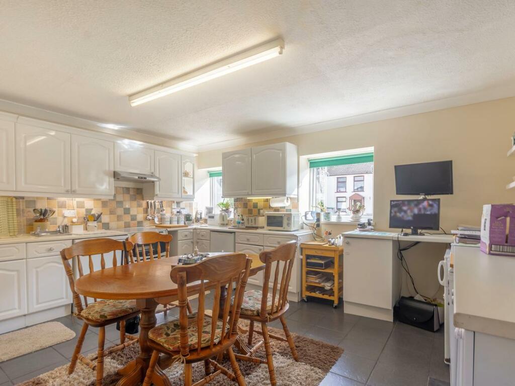 Additional image 22 of Molly O'D's, 20 -26 High Street
Gilfach Goch, Porth, CF39 8SP