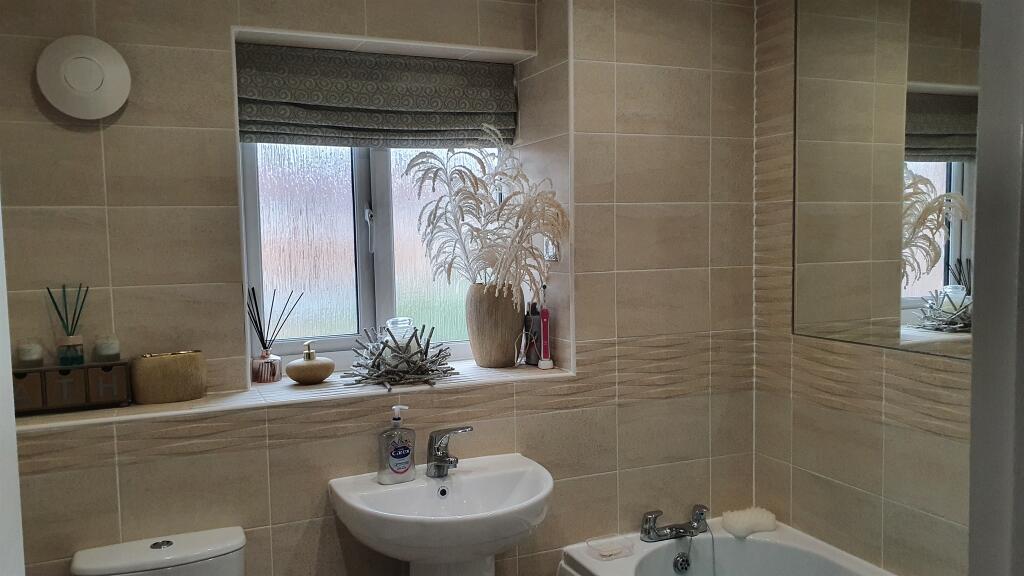 Additional image 11 of Heol Y Sianel, Rhoose, Barry