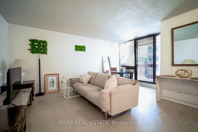 Additional image 7 of 89 Mccaul St Unit 423