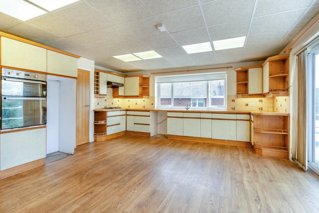 Additional image 11 of Pentwyn Deintyr, Treharris