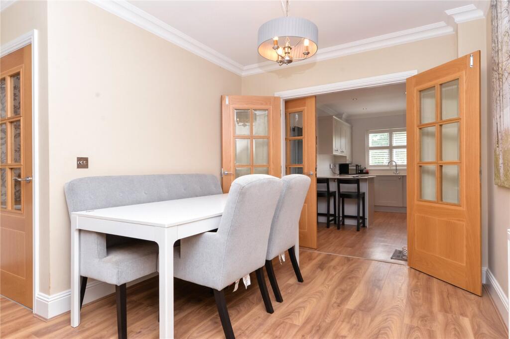 Additional image 7 of York Avenue, New Milton, Hampshire, BH25