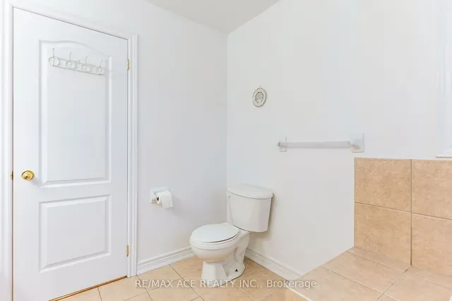 Additional image 24 of 46 Bridgenorth Cres