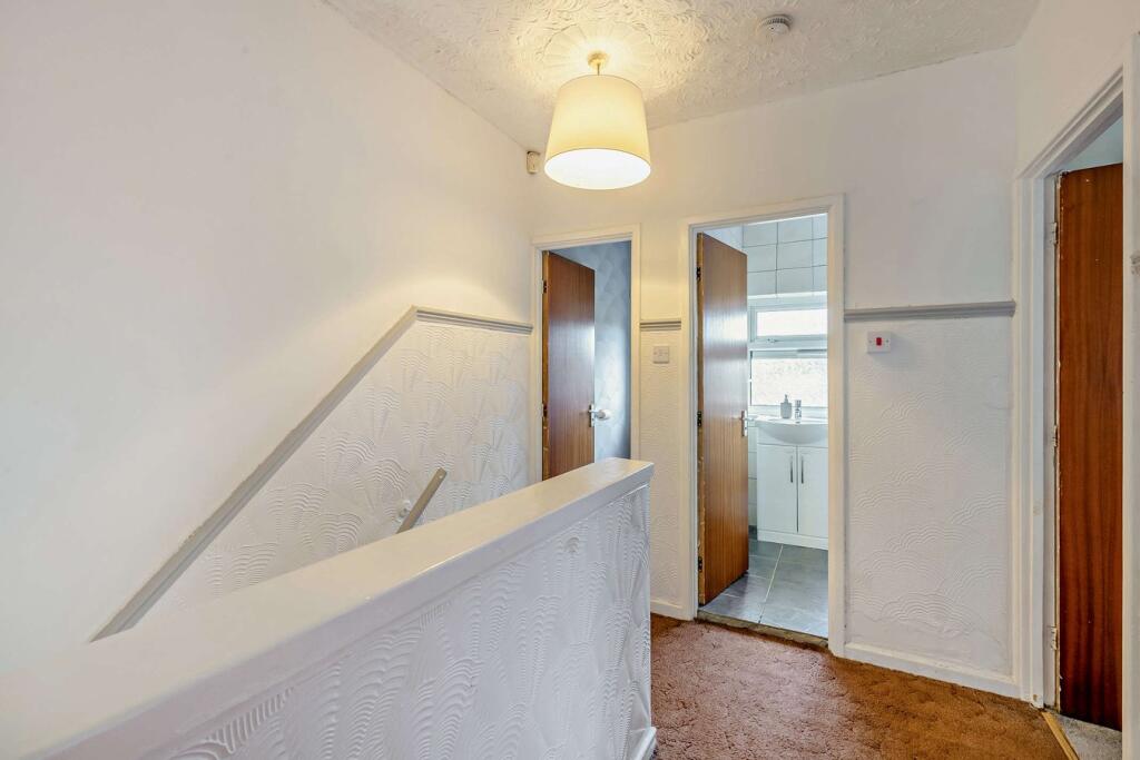 Additional image 11 of Knowles View, Bradford, BD4