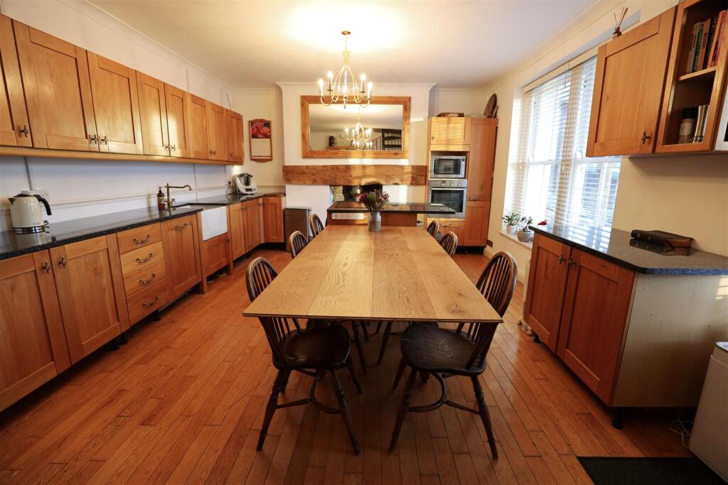 Additional image 7 of St. Nicholas, Vale of Glamorgan, CF5 6SG