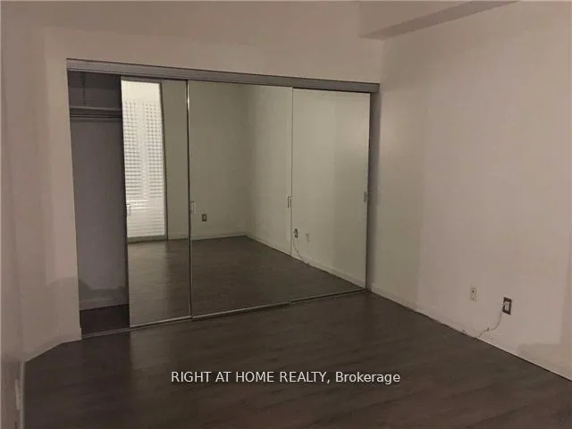 Additional image 4 of 111 Elizabeth St Unit 1601