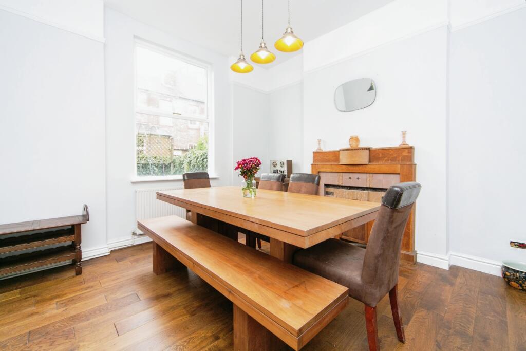 Additional image 16 of Marlborough Grove, PRENTON, CH43