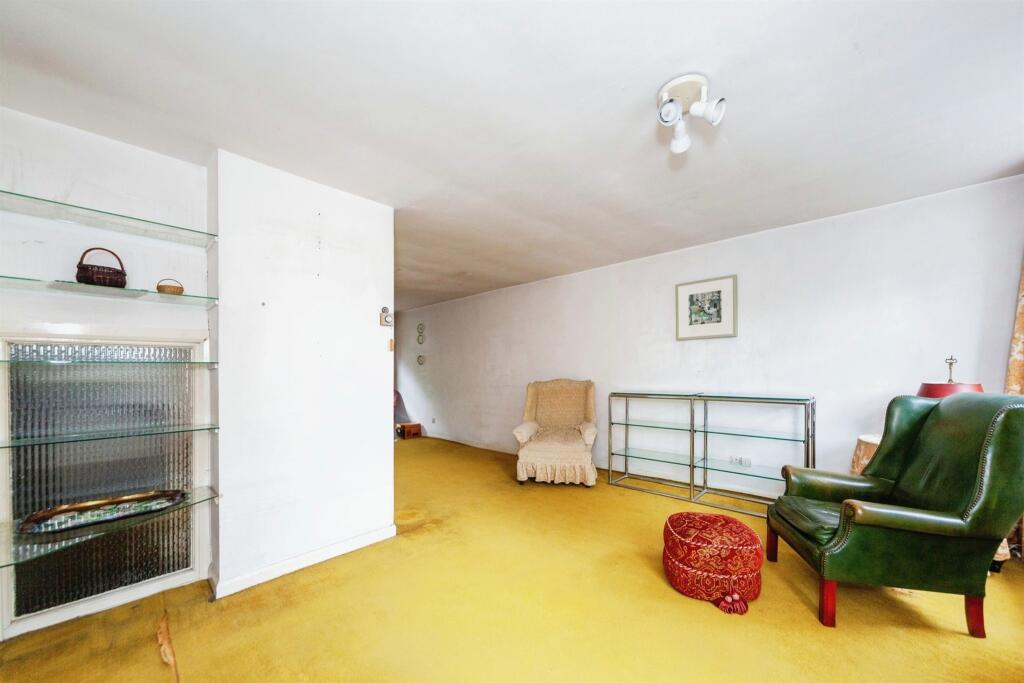 Additional image 3 of Abbots Park, Chester