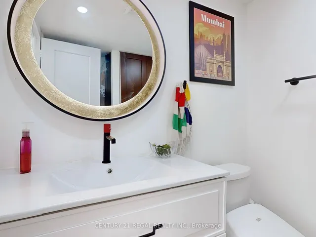 Additional image 24 of 364 The East Mall Unit 105