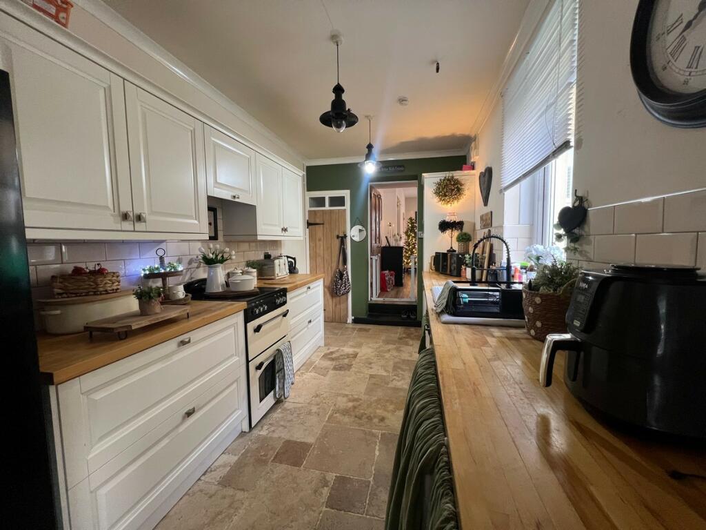 Additional image 7 of Station Terrace Treherbert - Treorchy