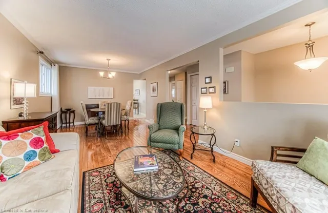 Additional image 8 of 94 Nipigon St