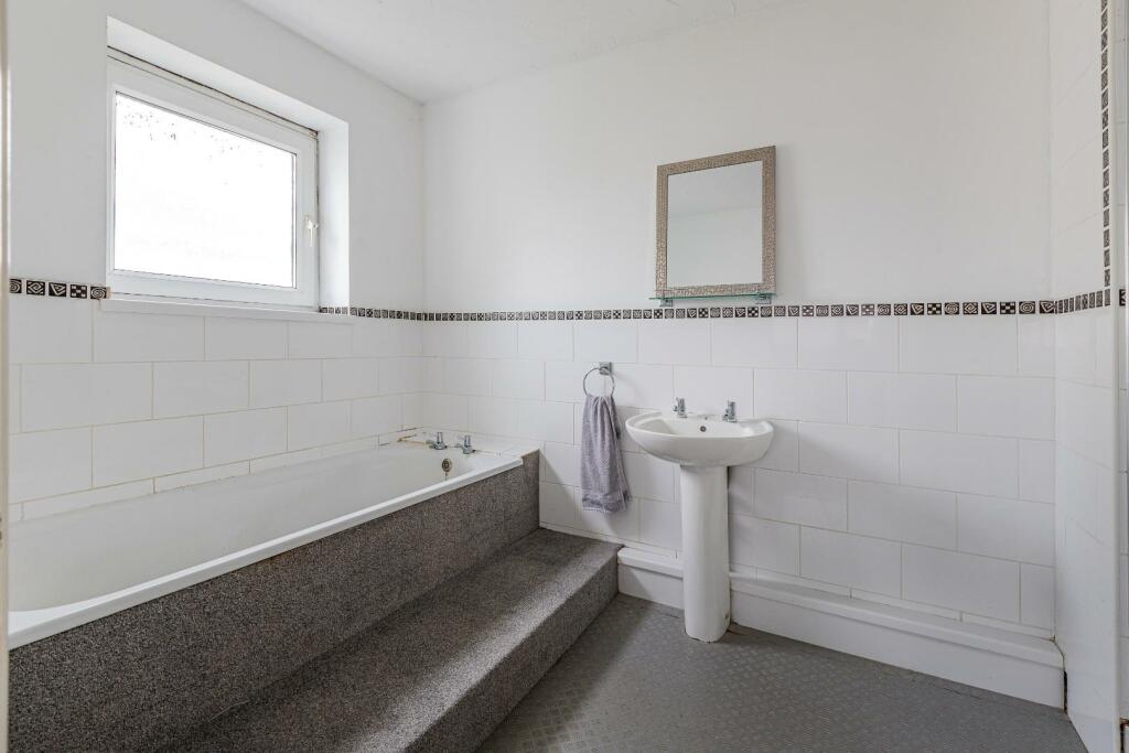 Additional image 10 of Elfed Avenue, Penarth