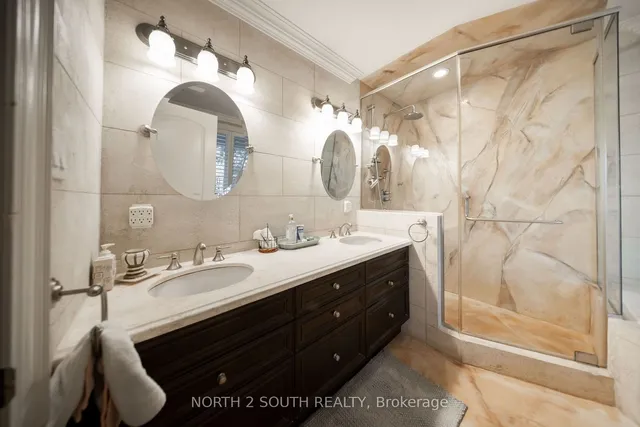 Additional image 19 of 339 Burnhamthorpe Rd