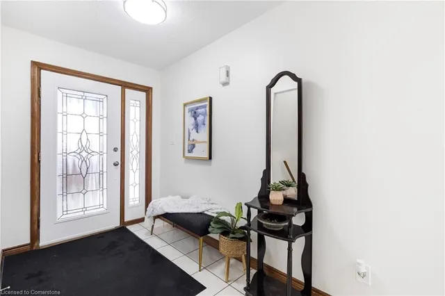 Additional image 3 of 739 Mud St