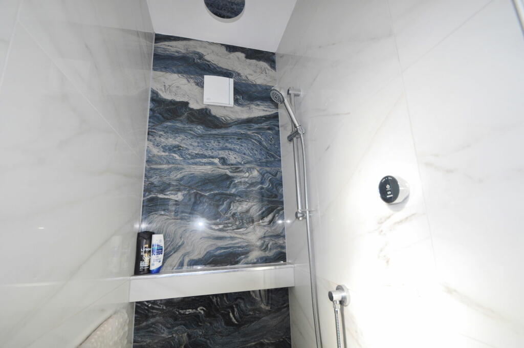 Additional image 28 of Harvey Avenue, Greasby