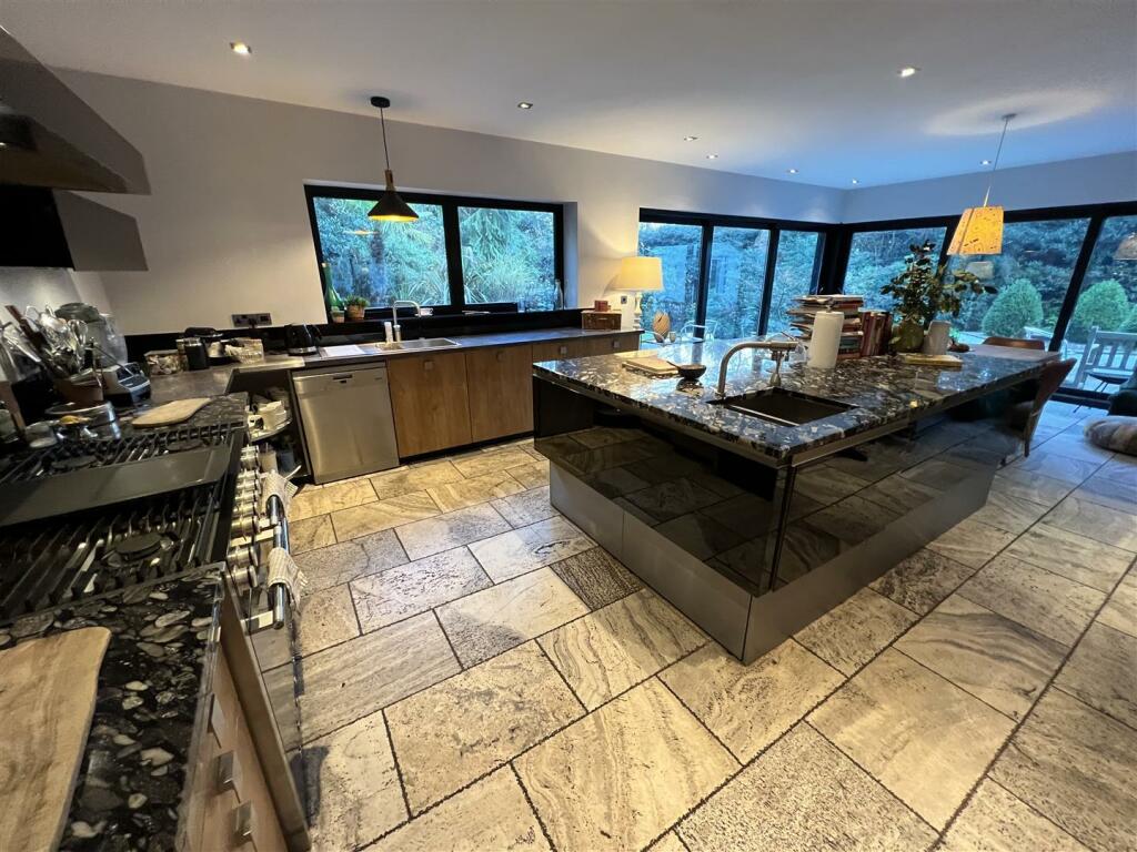 Additional image 11 of Tower Road North, Heswall, Wirral