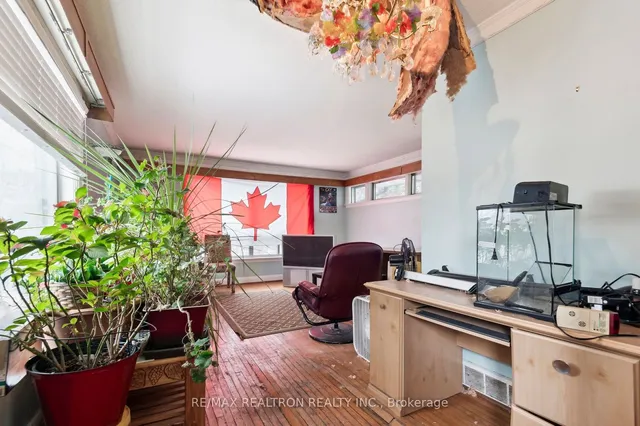 Additional image 17 of 201 Churchill Ave