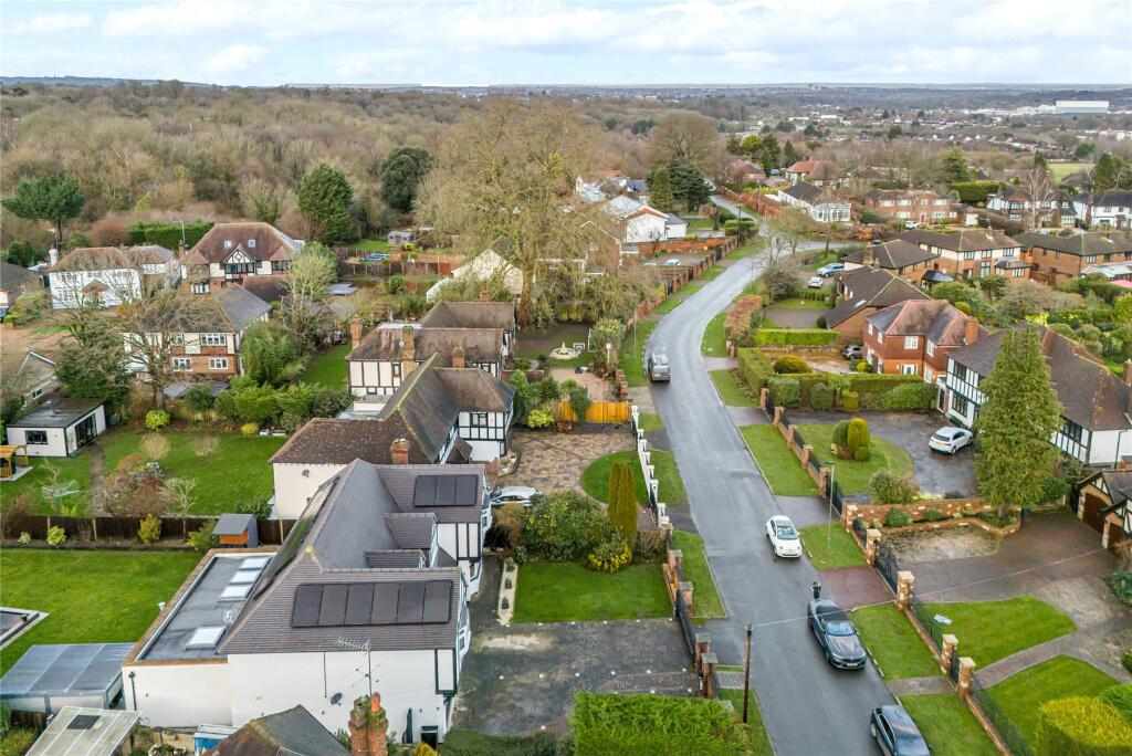 Additional image 45 of Highfield Road, Chislehurst