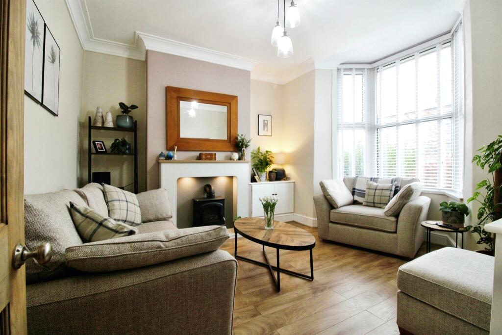 Additional image 7 of Courtenay Road, BARRY