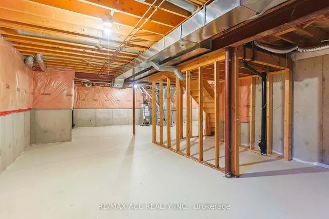 Additional image 37 of 46 Bridgenorth Cres