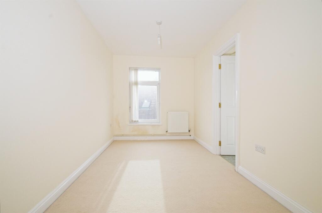 Additional image 14 of Lougher Gardens, Porthcawl