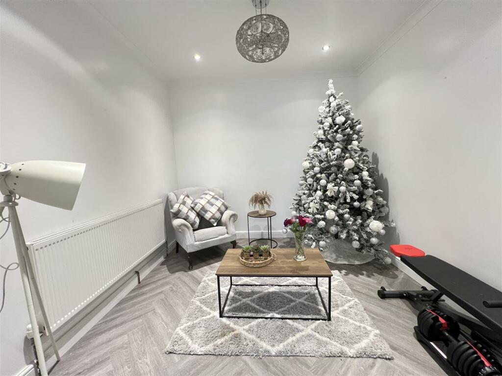 Additional image 3 of Tudor Avenue, Hirwaun, Aberdare