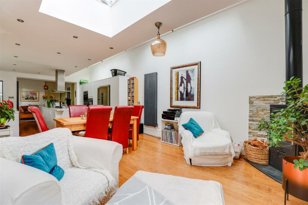 Additional image 8 of 100 Stanwell Road, Penarth, CF64 3LP