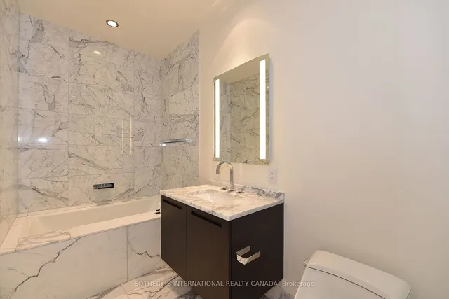 Additional image 26 of 180 University Ave Unit 5303