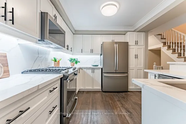 Additional image 12 of 130 Robert St Unit 6