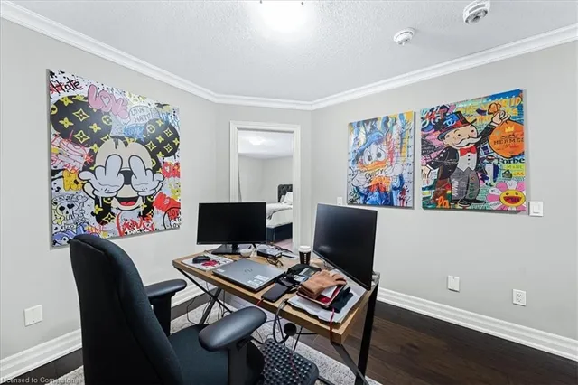 Additional image 23 of 75 Southshore Cres