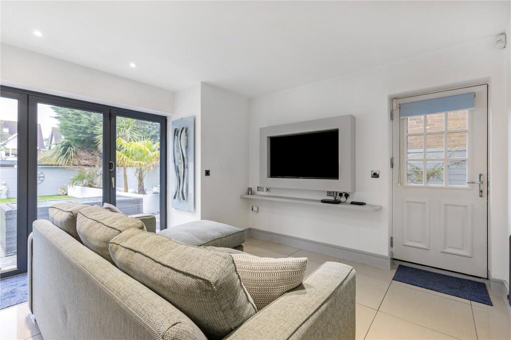 Additional image 7 of Watford Road, St. Albans, Hertfordshire, AL2