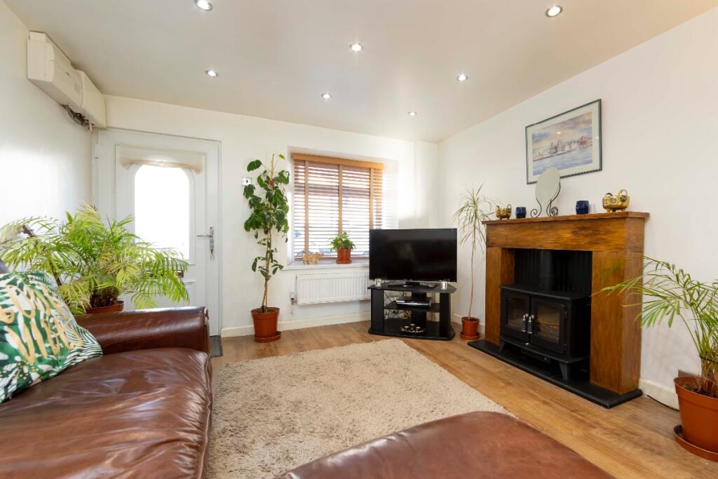 Additional image 5 of High Street, Nelson, Treharris